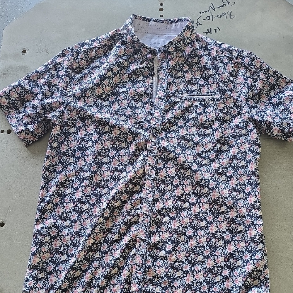 Men's Floral Casual Button Down Shirt - Black and Pink